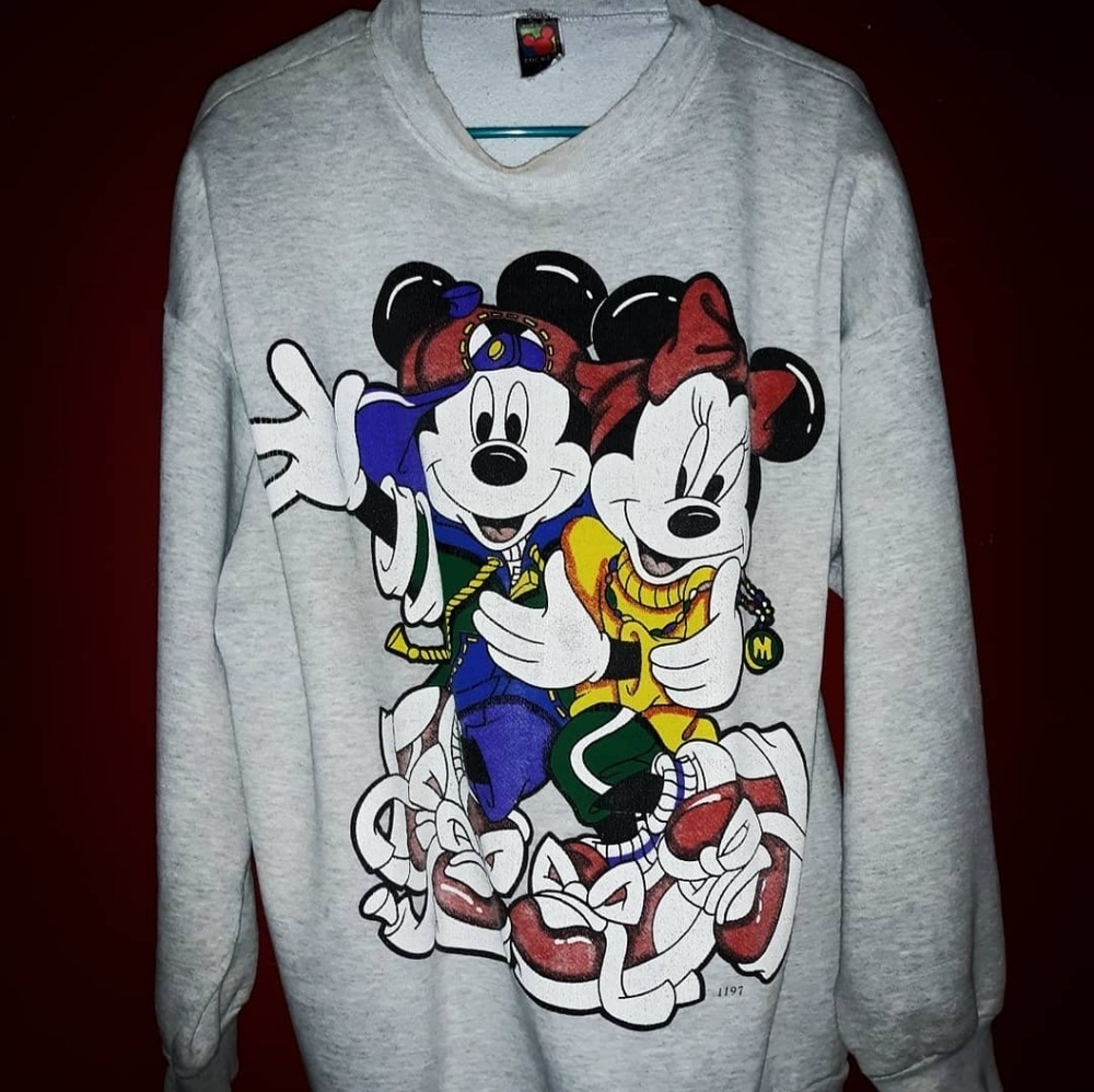 Vintage 90s Mickey and Minnie Sweater Size XL
